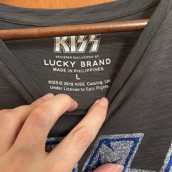 Lucky Brand Kiss Muscle Tee, Gray, Size Large - Picture 6 of 7